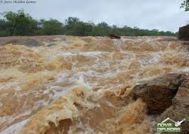 Ao menos quatro açudes sangram após as fortes chuvas no Ceará