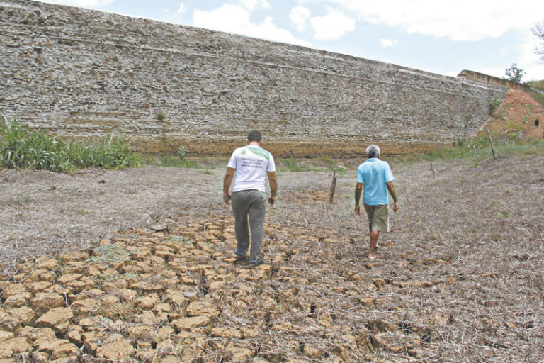 Obras do ‘Água para Todos’ estão em atraso