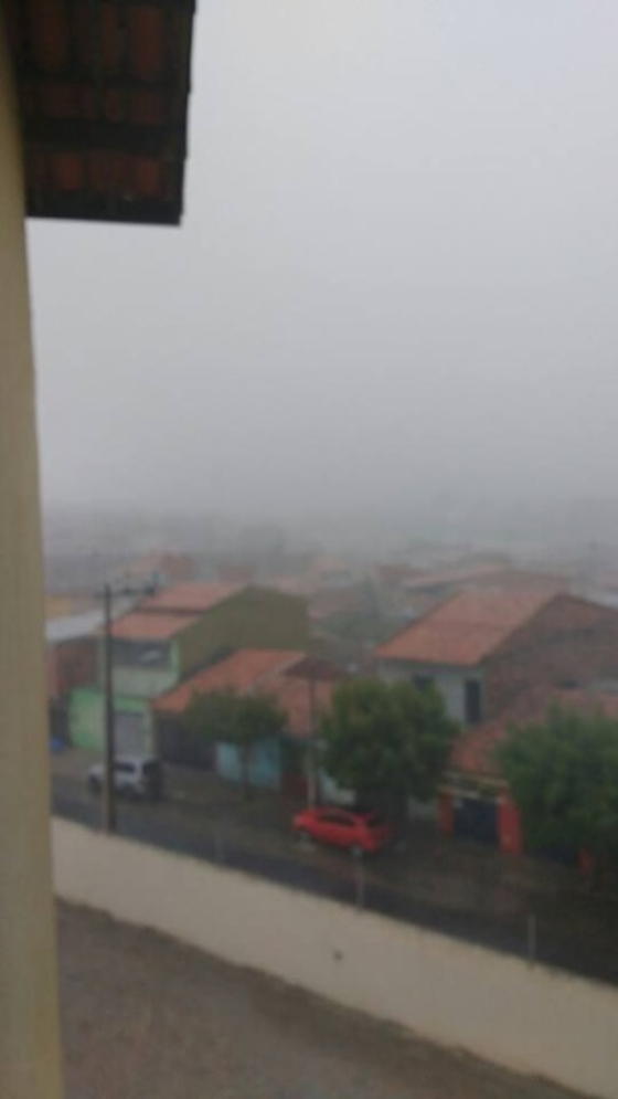 Chove em 16 municípios do Ceará nesta sexta; Caririaçu registra 59 mm