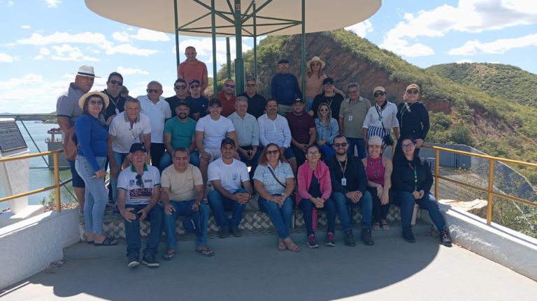Fórum de Comitês de Bacias debate gestão hídrica e realiza visita técnica ao Açude Orós