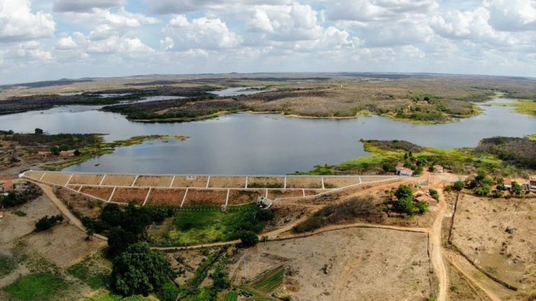 Comitê do Banabuiú avalia operação do Sistema Hídrico São José II com usuários das águas